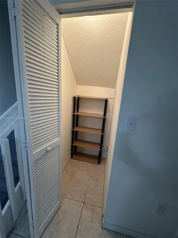 bonus closet