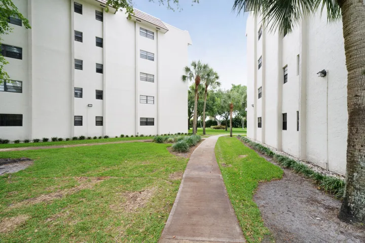 Building Walkway