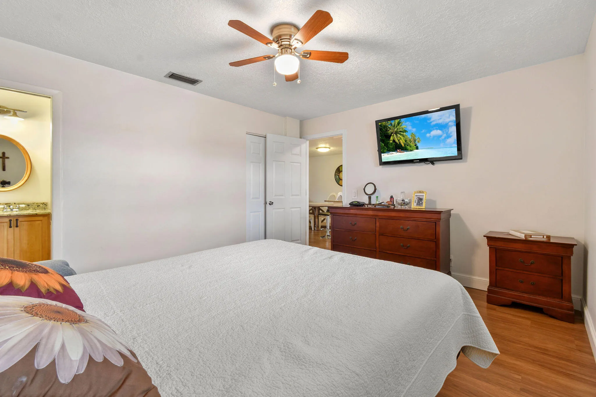 5800FernleyDrWApt64(23)