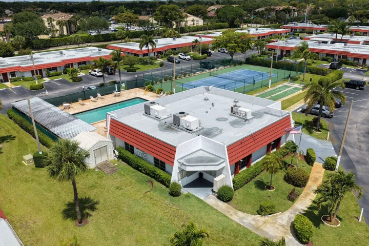 5800FernleyDrWApt64Aerials(19)