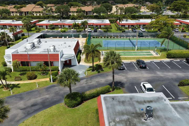 5800FernleyDrWApt64Aerials(20)