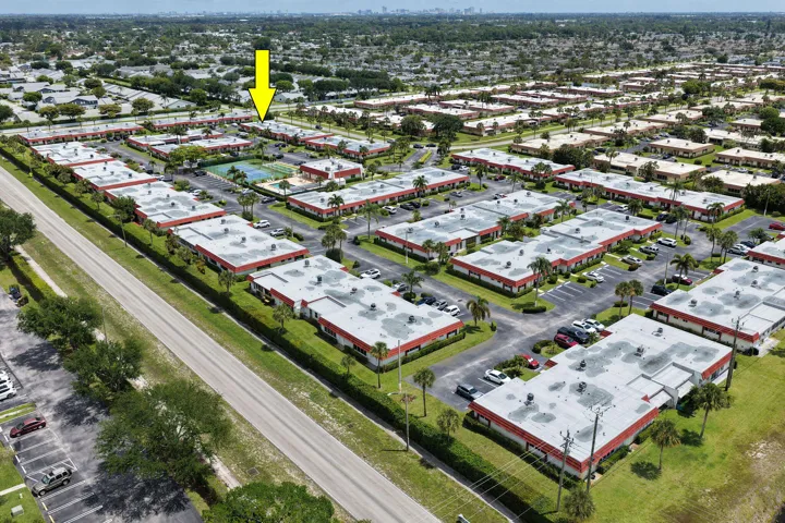 5800FernleyDrWApt64Aerials(6)a