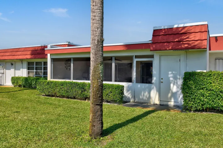 5800FernleyDrWApt64(34)