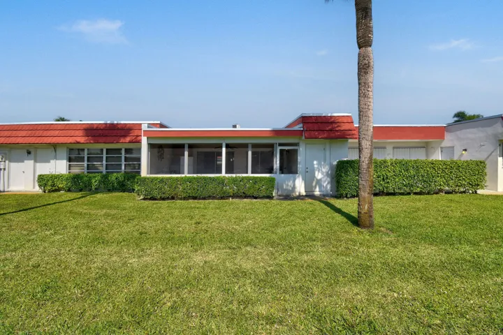 5800FernleyDrWApt64(35)