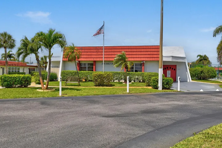 5800FernleyDrWApt64(40)