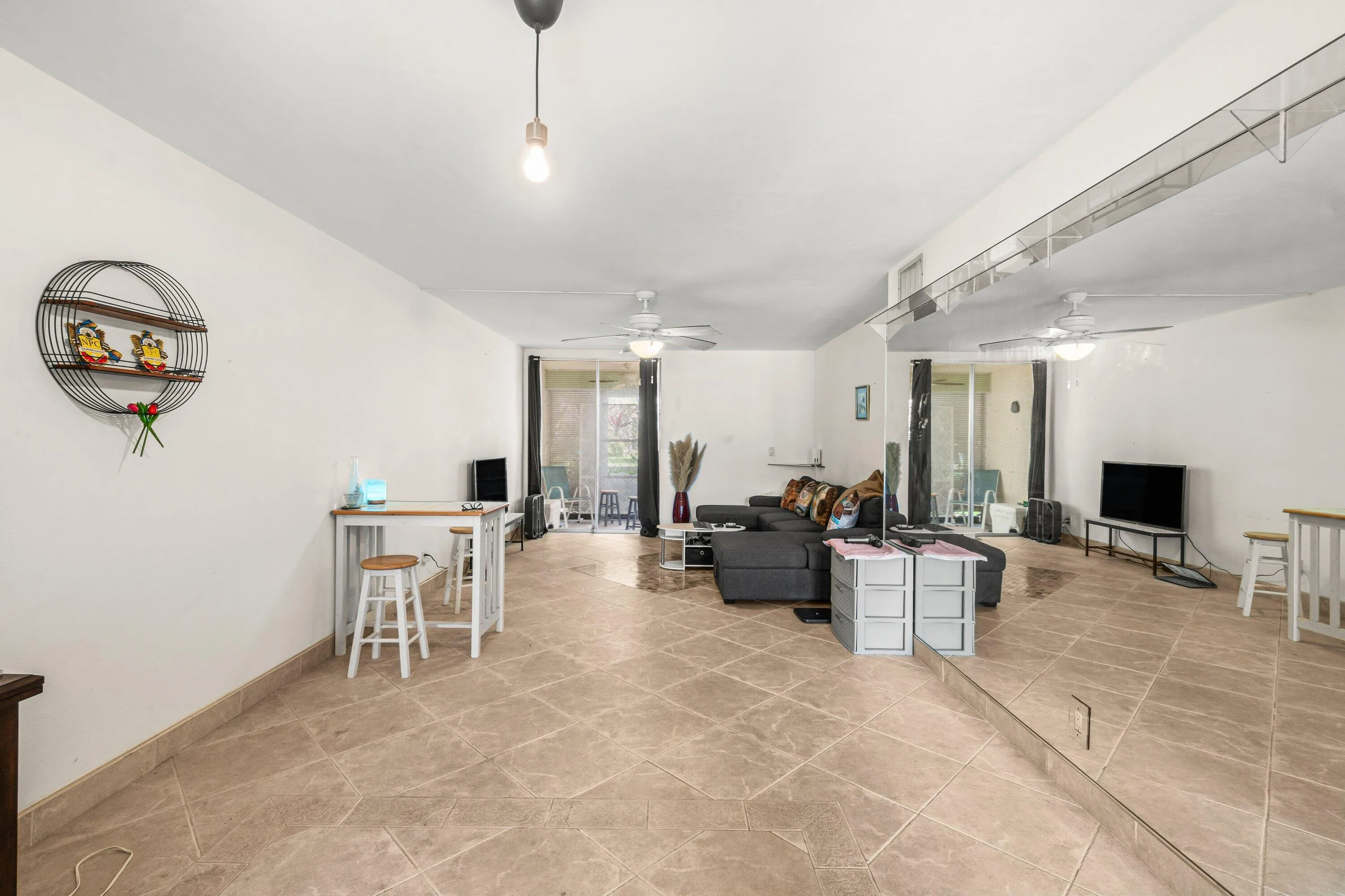 011-750Southeast6thAvenue-125-DeerfieldB