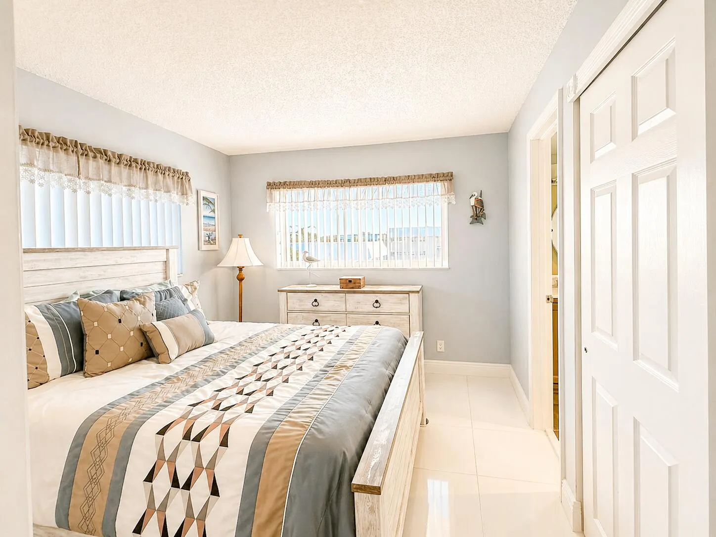 12 Colonial Club Dr 305 Guest Suite
