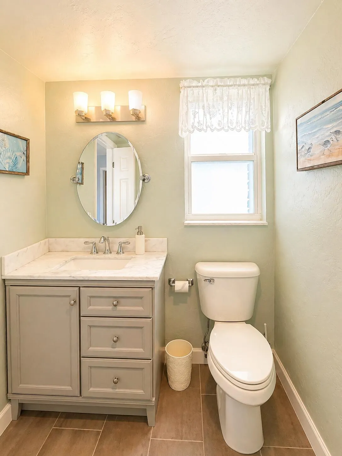 12 Colonial Club Dr 305 Guest Bathhroom