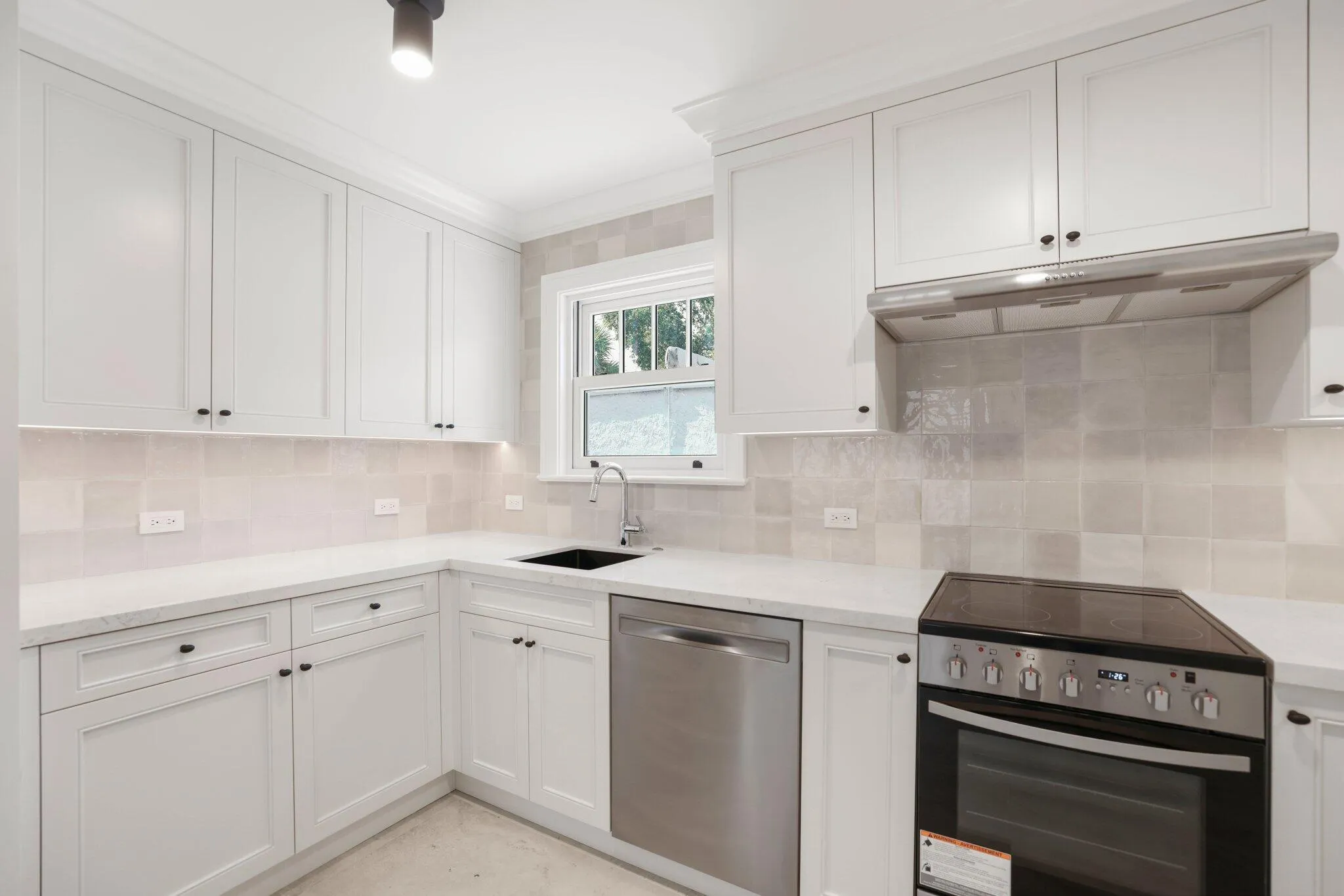 429 30th Street - 56.jpg-SMALL