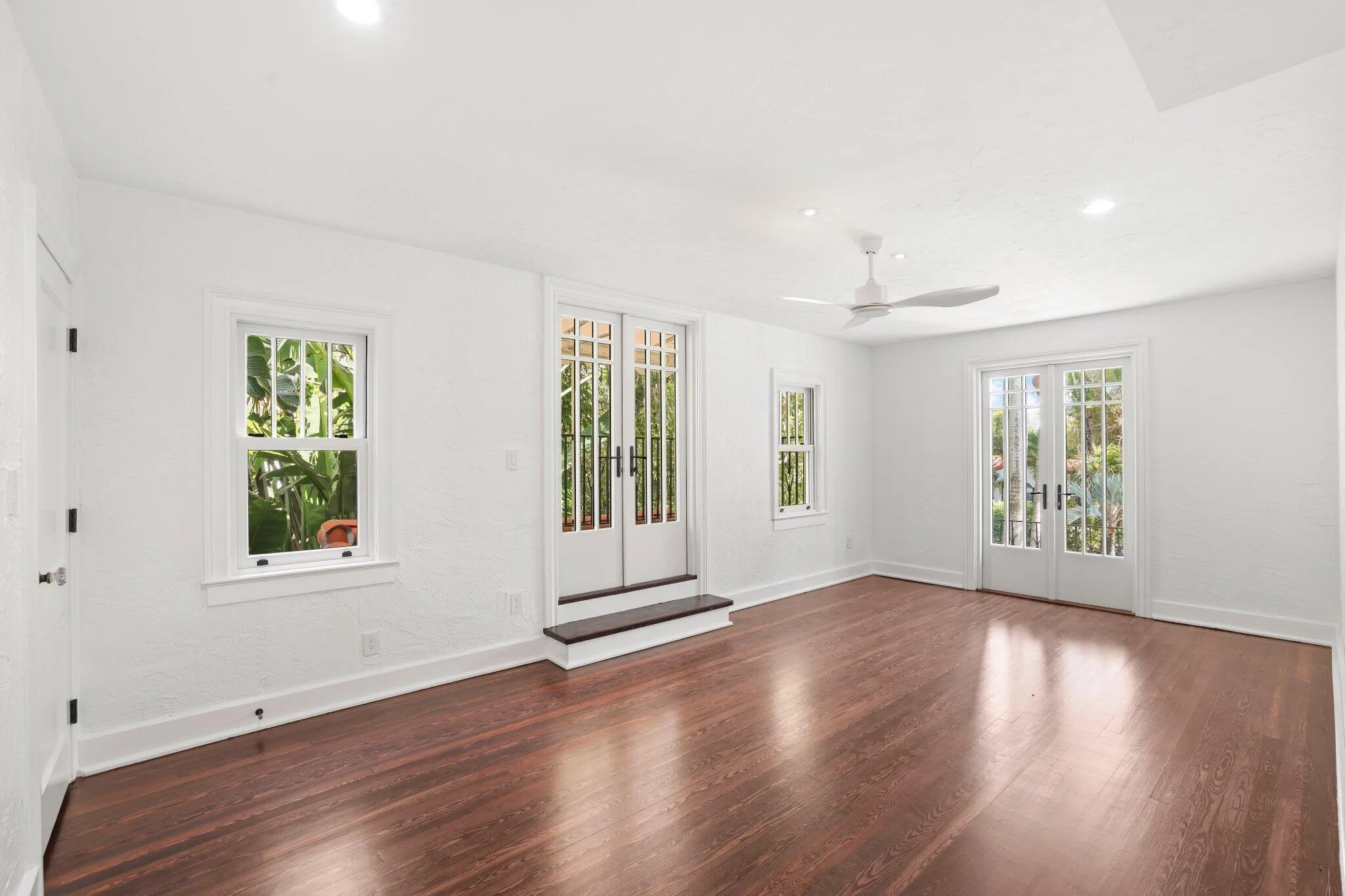 429 30th Street - 70.jpg-SMALL