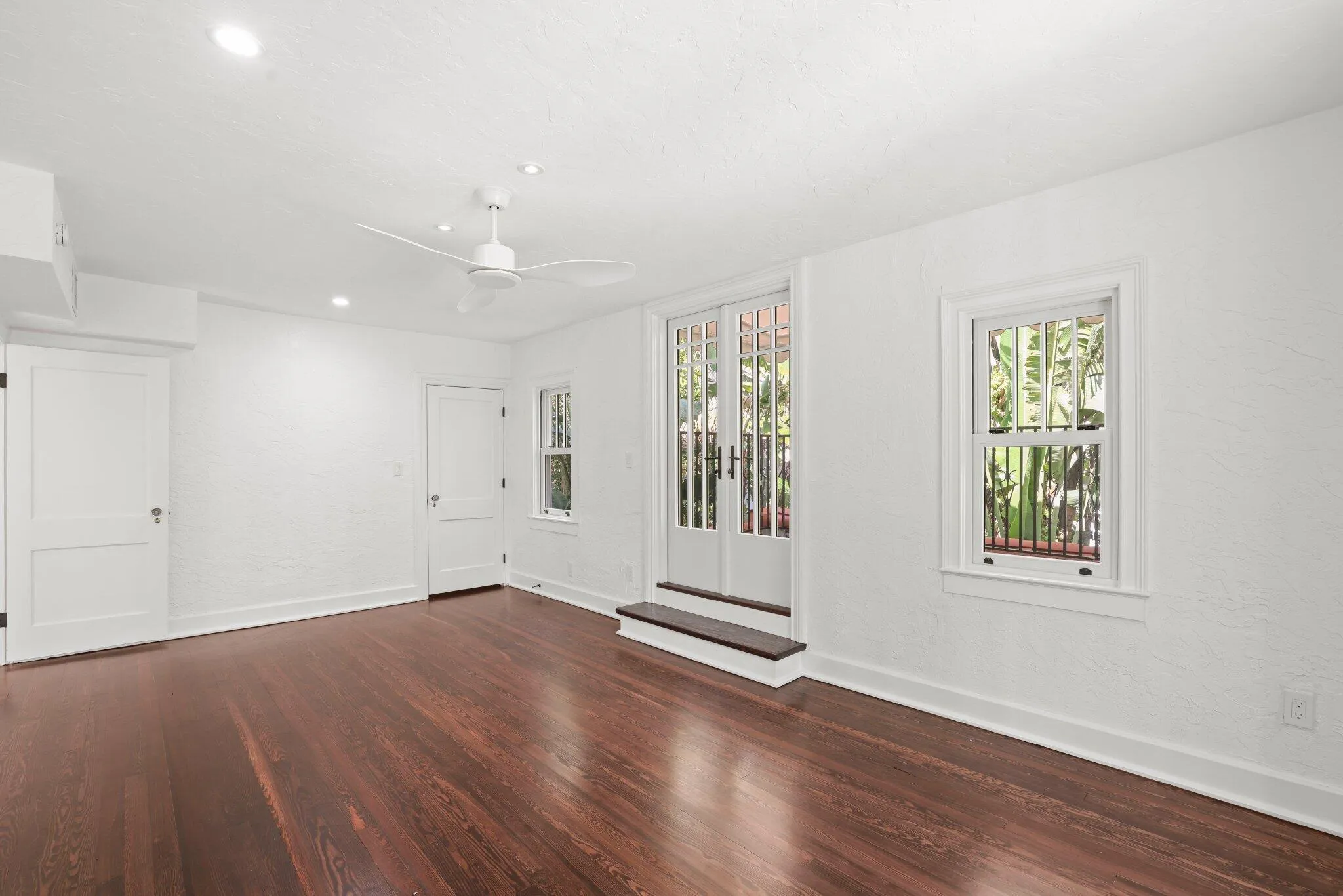 429 30th Street - 71.jpg-SMALL