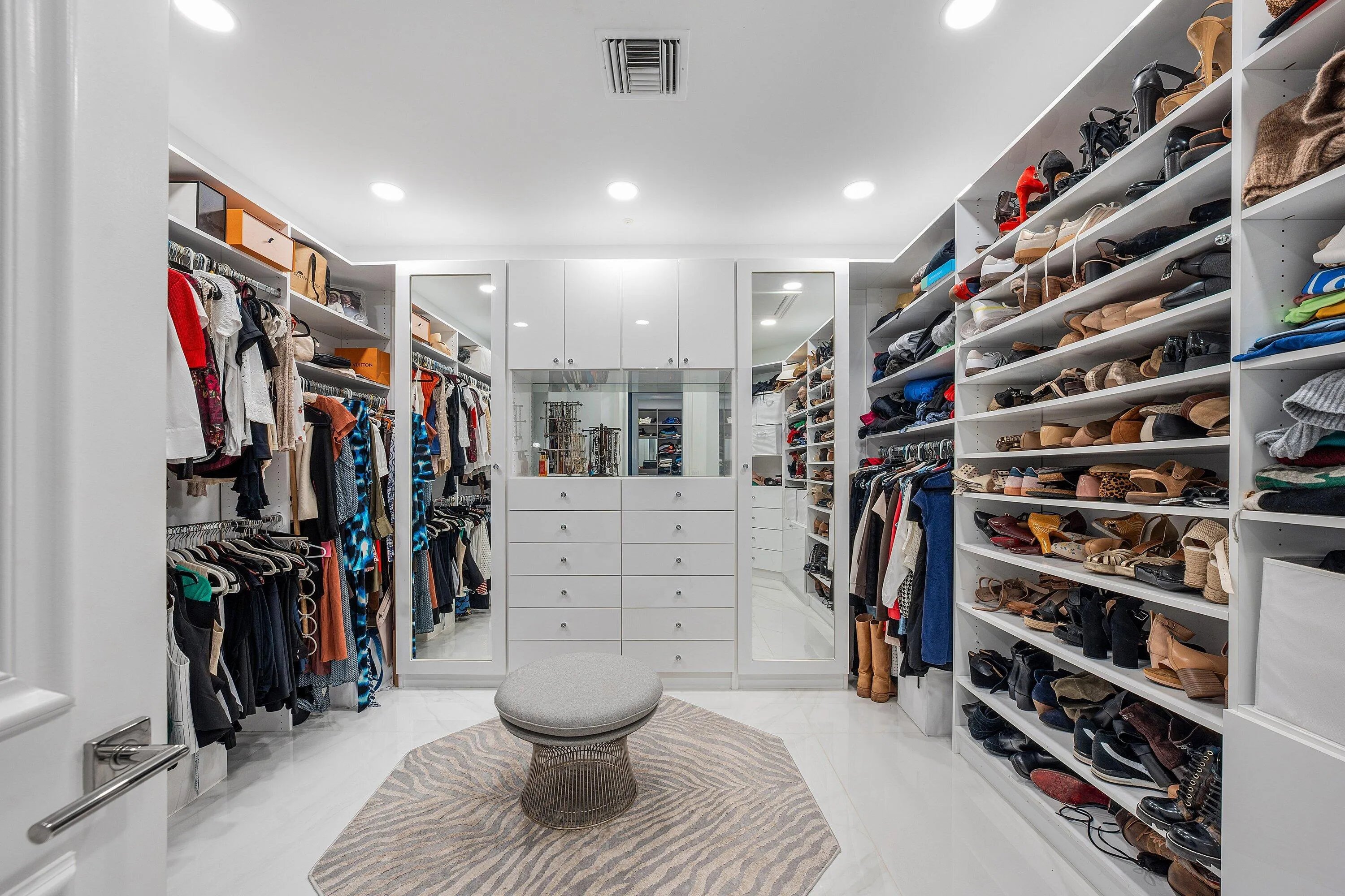 Primary Closet 2