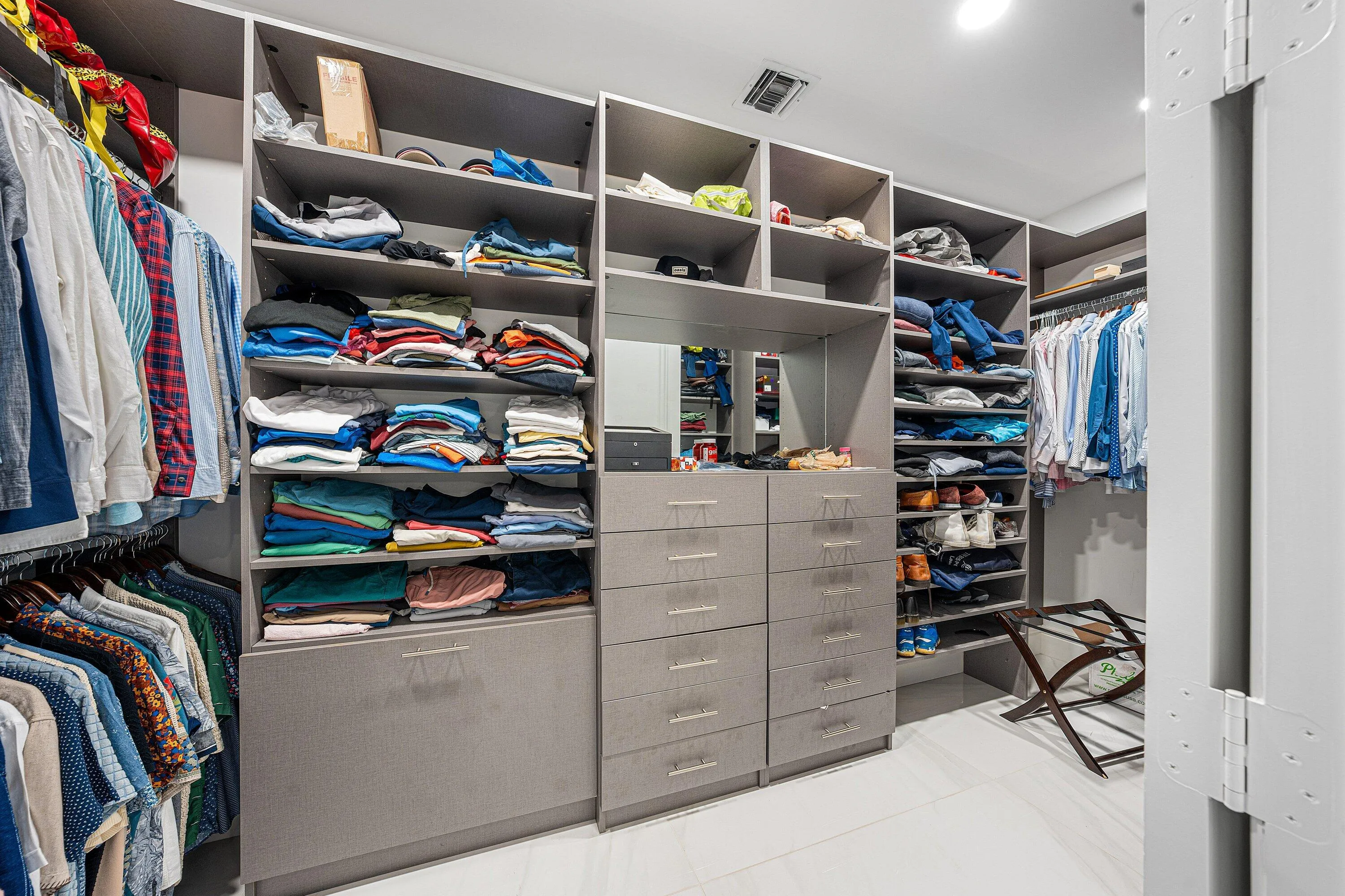 Primary Closet 1