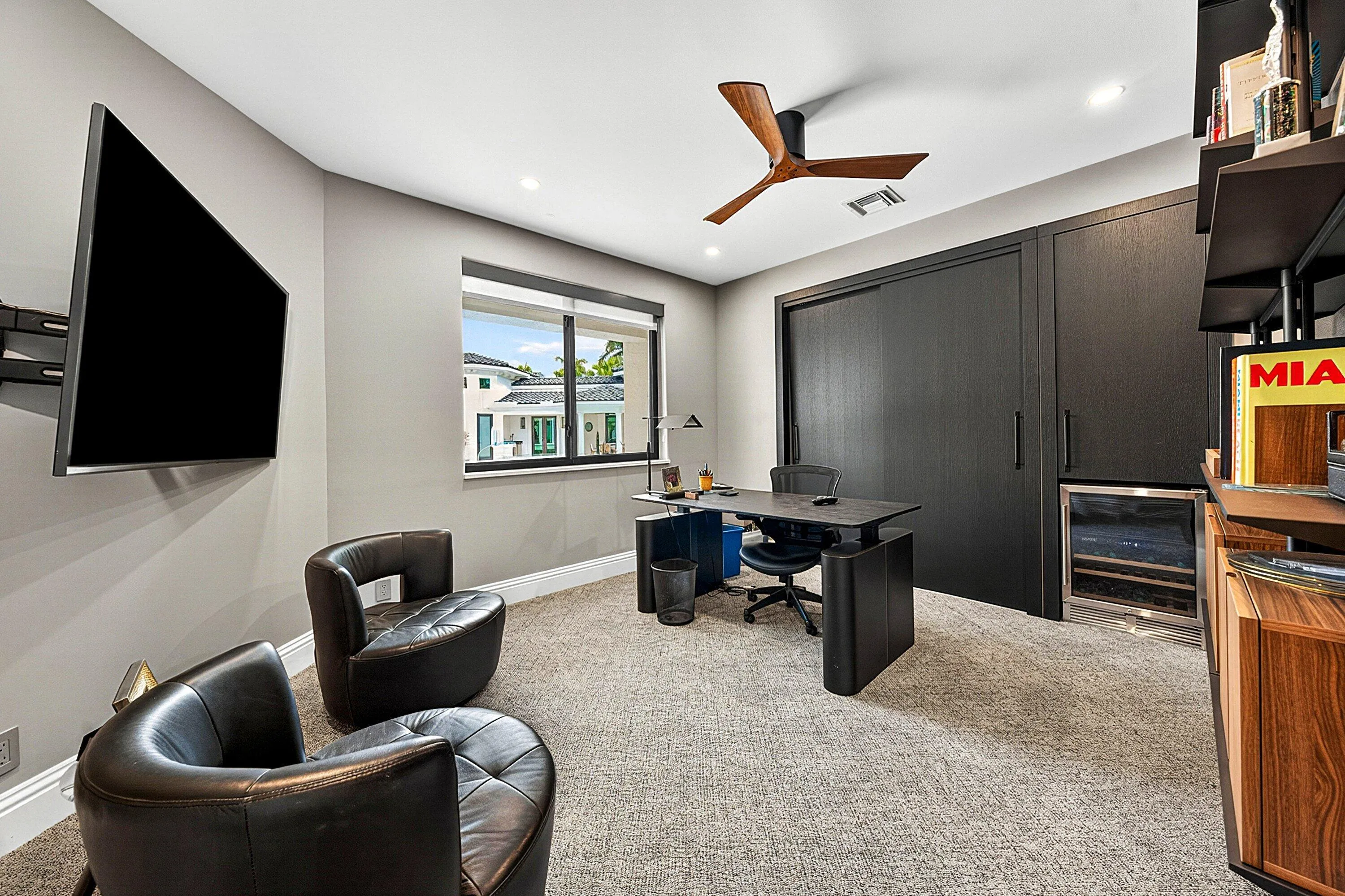 Bedroom or office