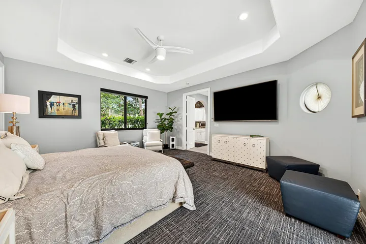 Guest house bedroom 1