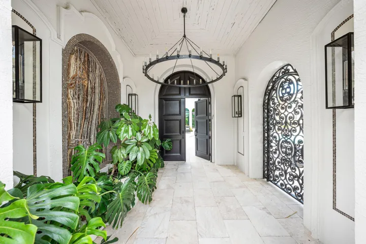 Courtyard Entry