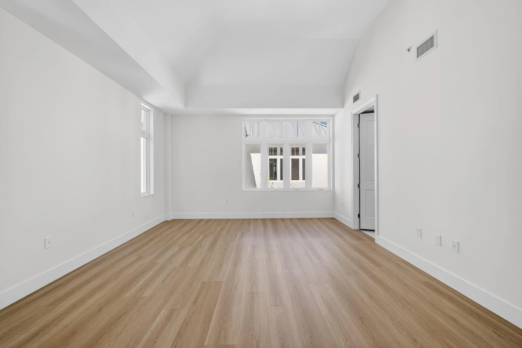 24-web-or-mls-5D1A5485