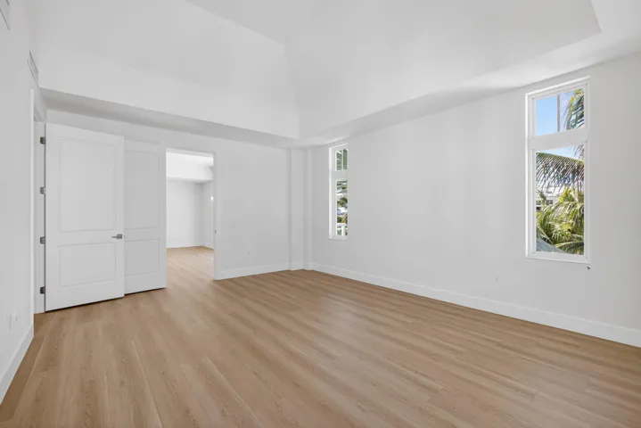 25-web-or-mls-5D1A5495