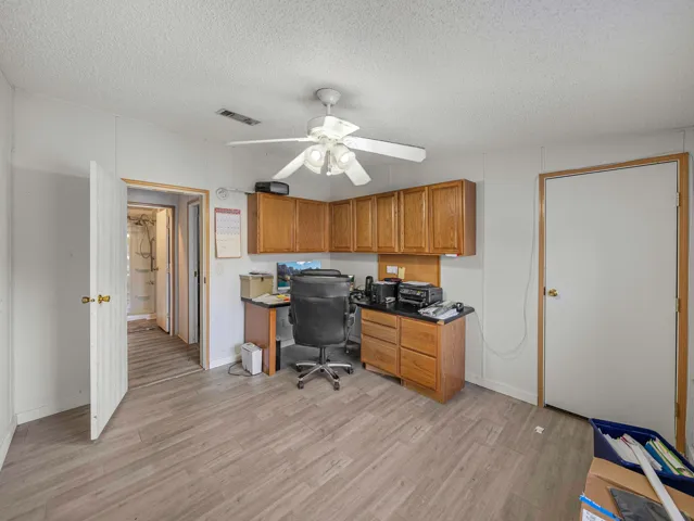 11404_Lithia_Pinecrest_Rd_-071