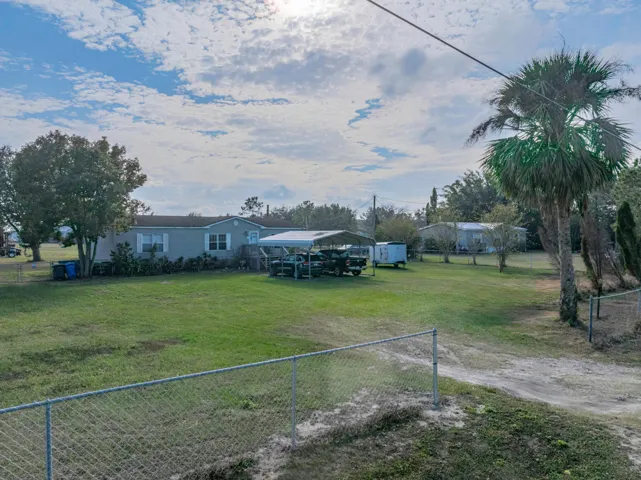 11404_Lithia_Pinecrest_Rd_-040