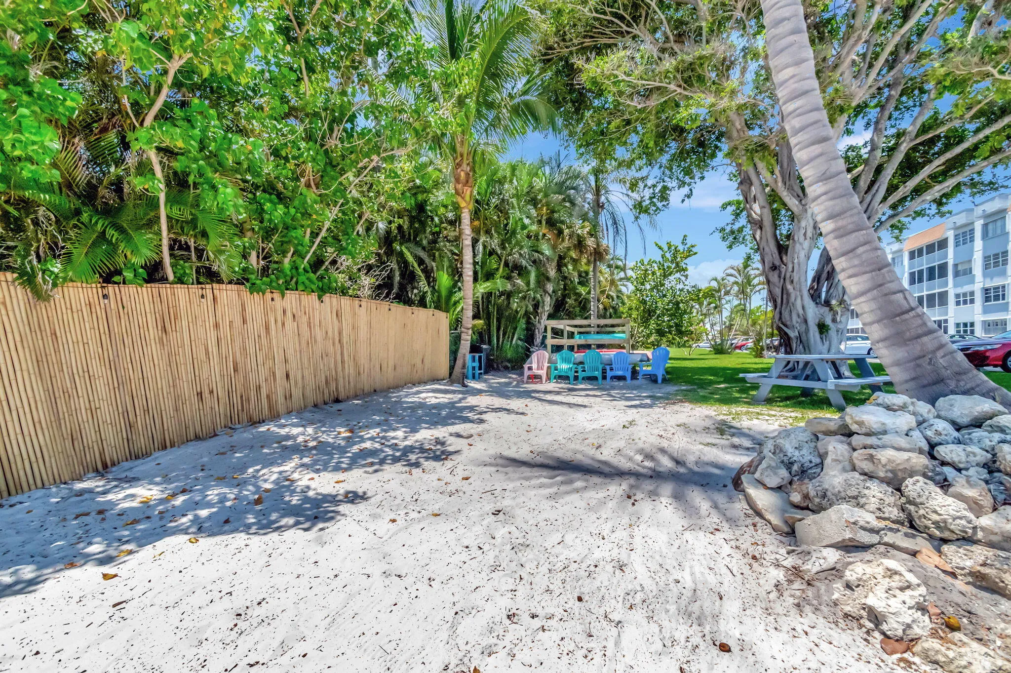 37-web-or-mls-1502, 1516 S Lakeside (4)