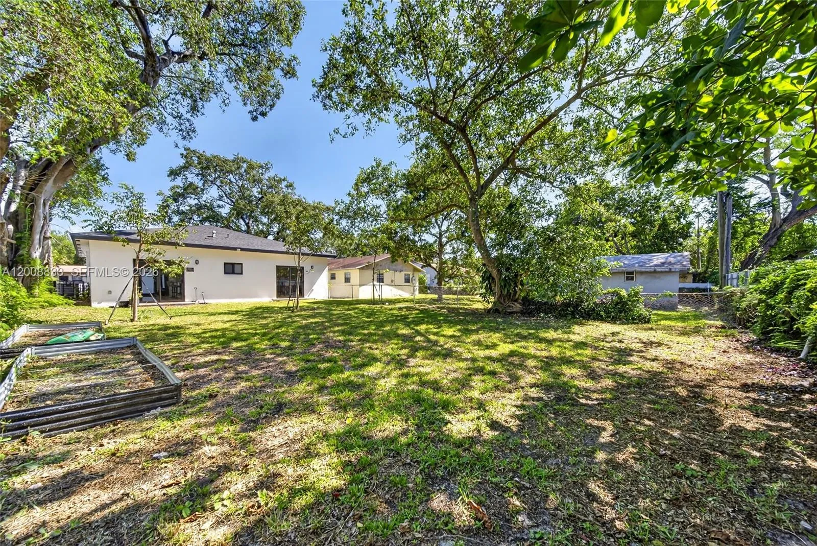Property photo 255