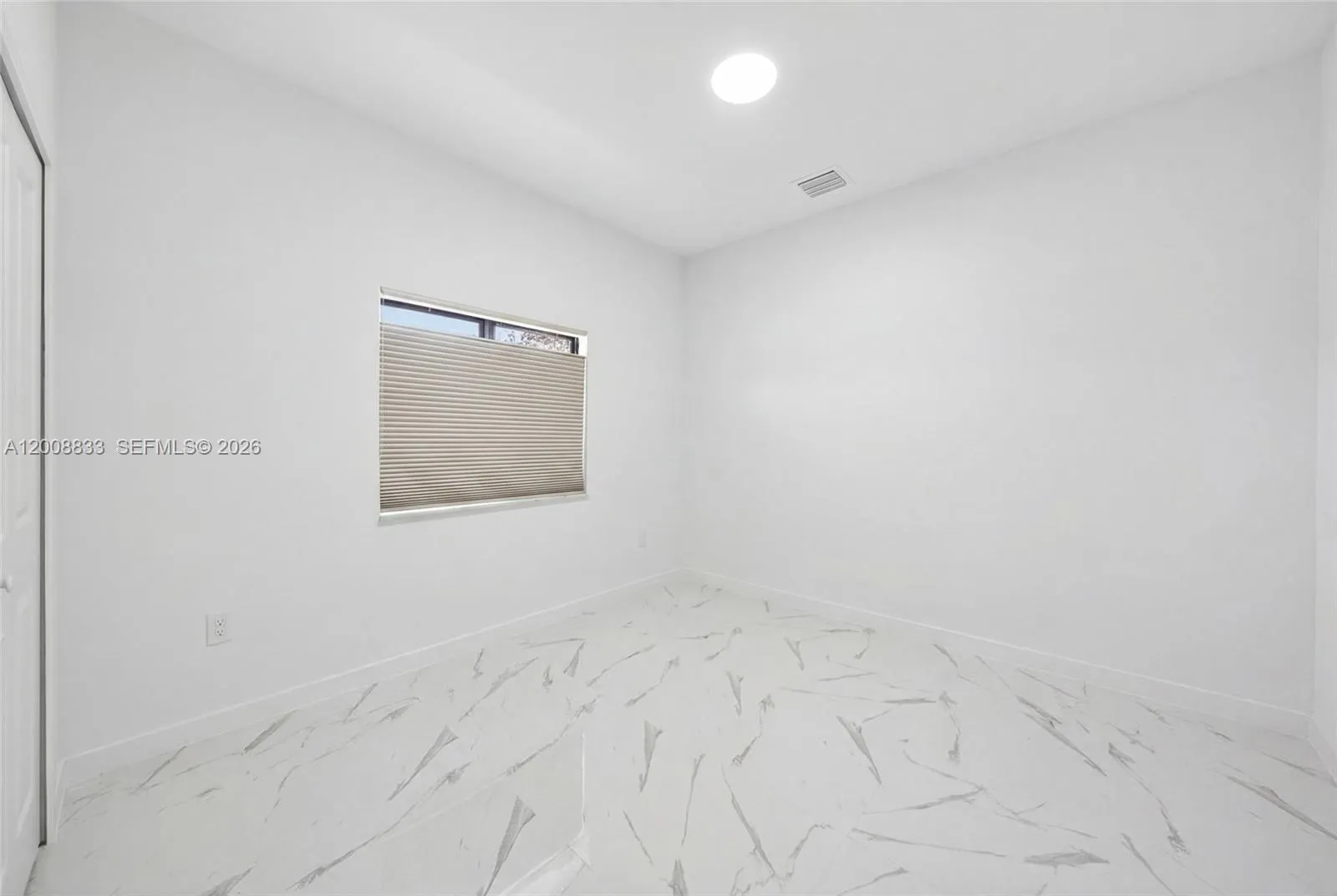 Property photo 210