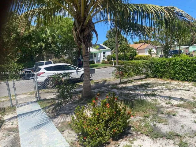 Photo 34