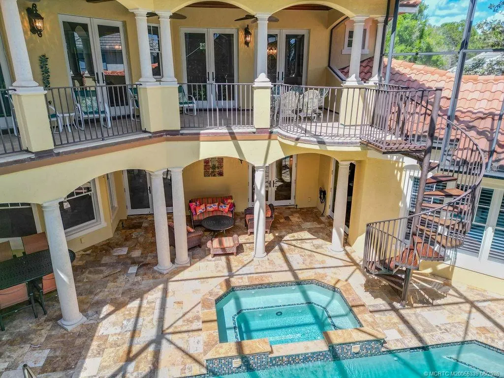 Property photo 12