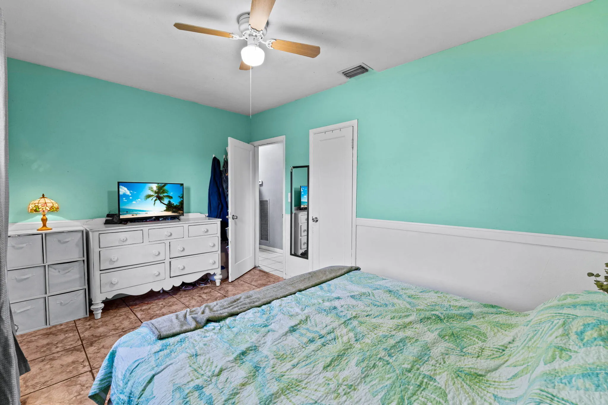 16-web-or-mls-A7404556