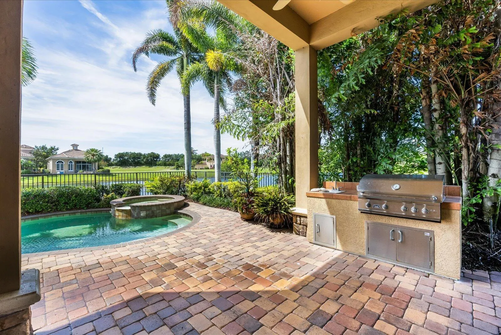 Property photo 35