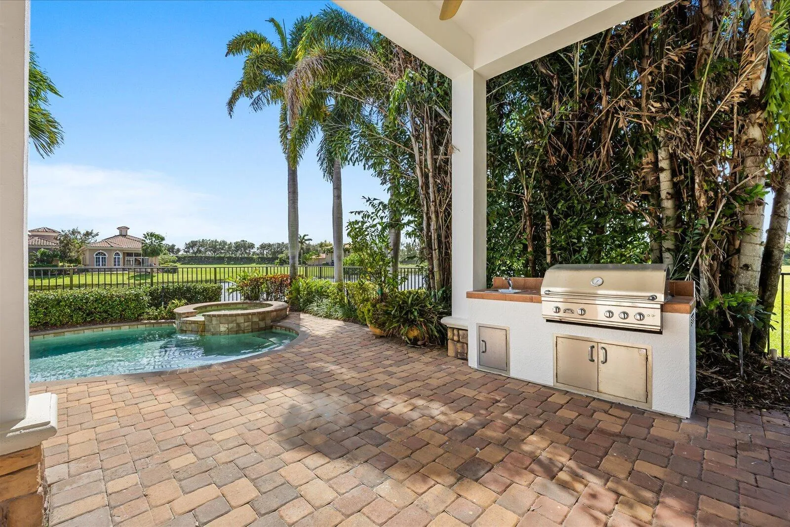 Property photo 35