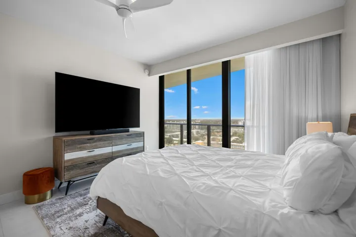 Guest bedroom #5