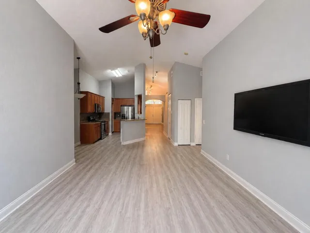 2nd Living Room