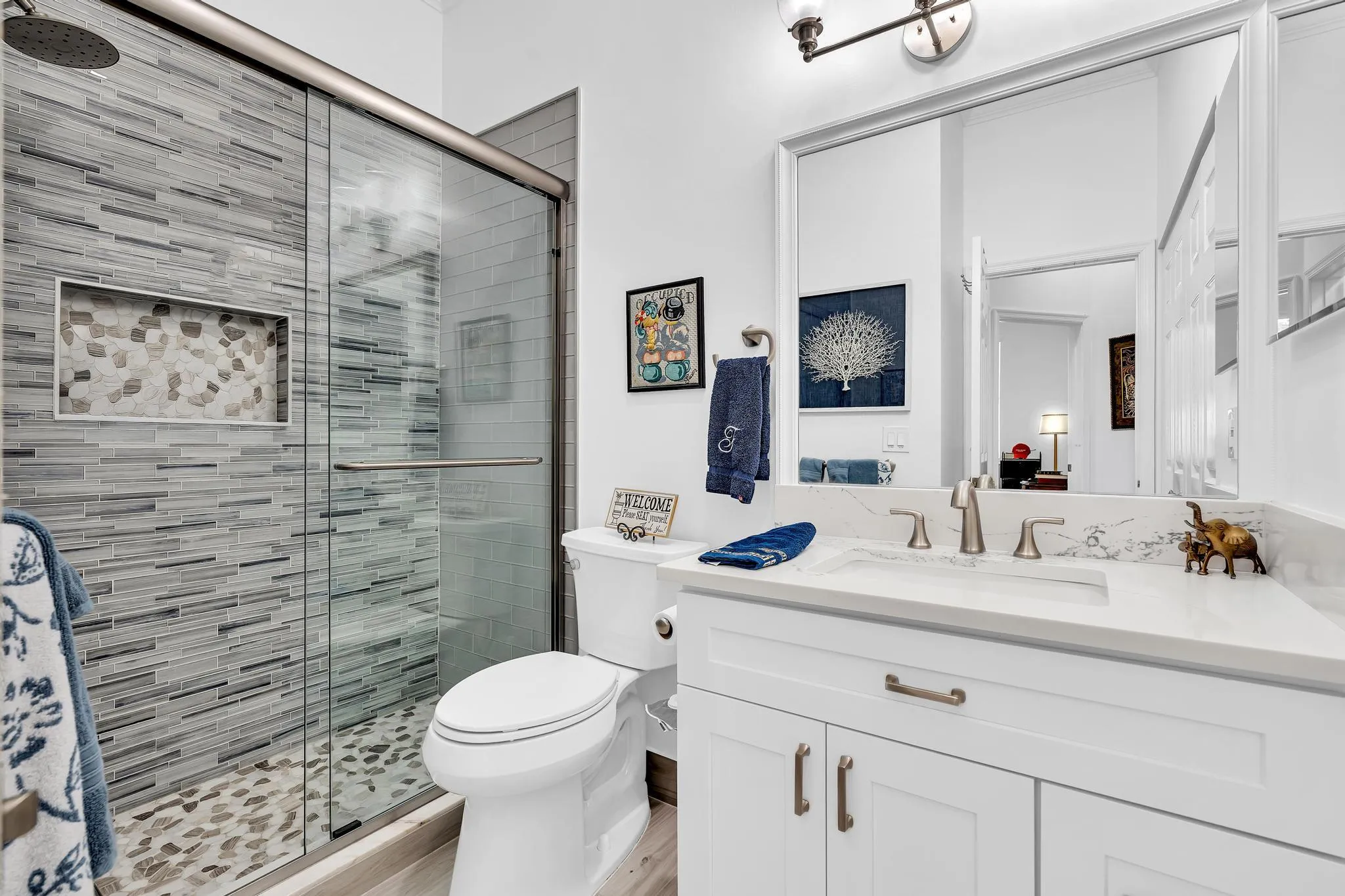 Remodeled 2nd Bath