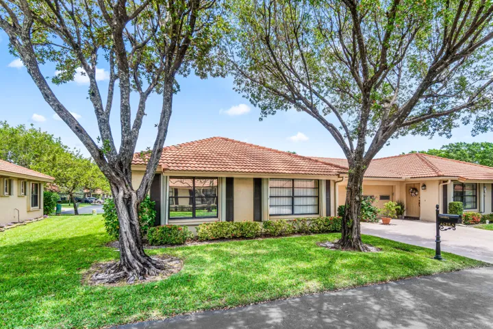 002-4625RosewoodTreeCourt-A-BoyntonBeach