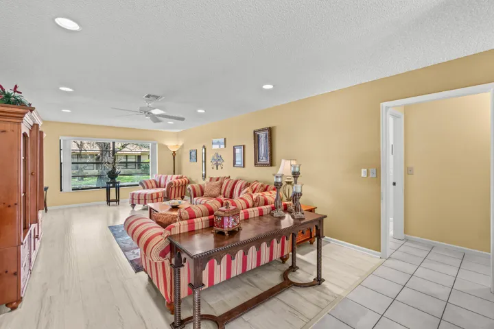 006-4625RosewoodTreeCourt-A-BoyntonBeach