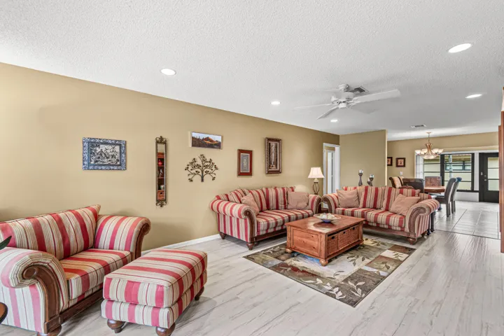 004-4625RosewoodTreeCourt-A-BoyntonBeach