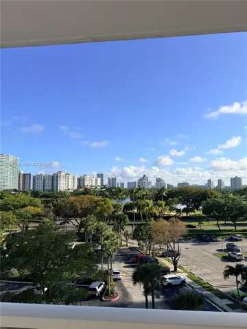 Sunny Isle/Aventura Skyline