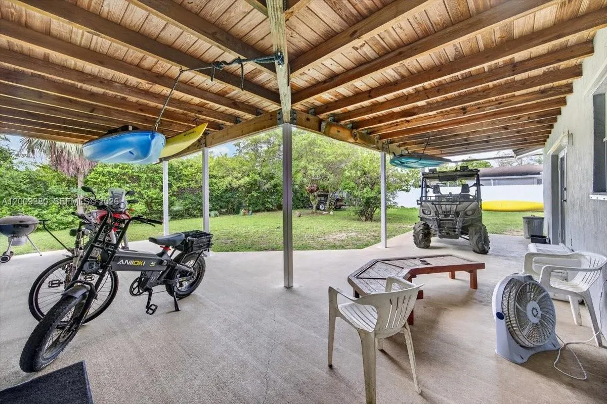 Property photo 61