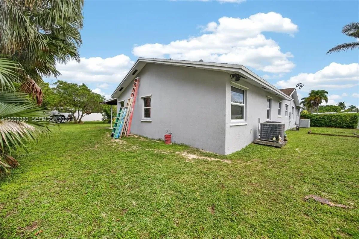 Property photo 37