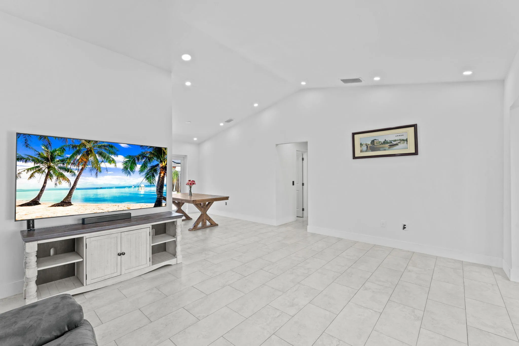 Living Room - Entrance to 2 bed/1 Bath