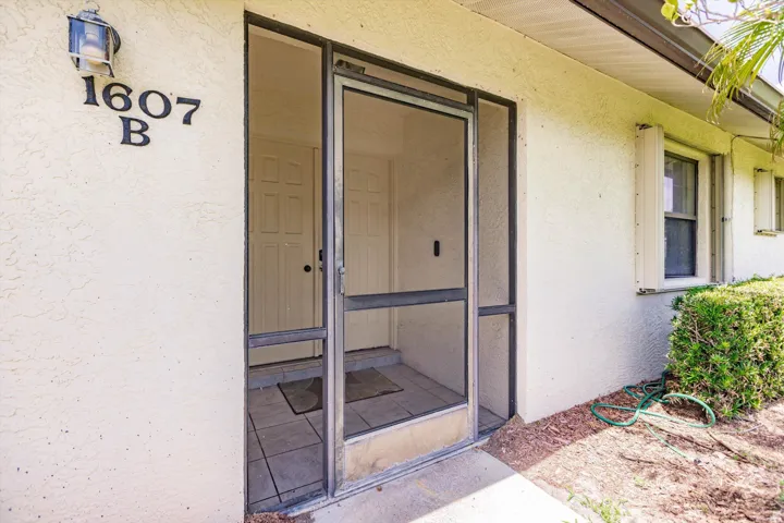 Screen Front Patio