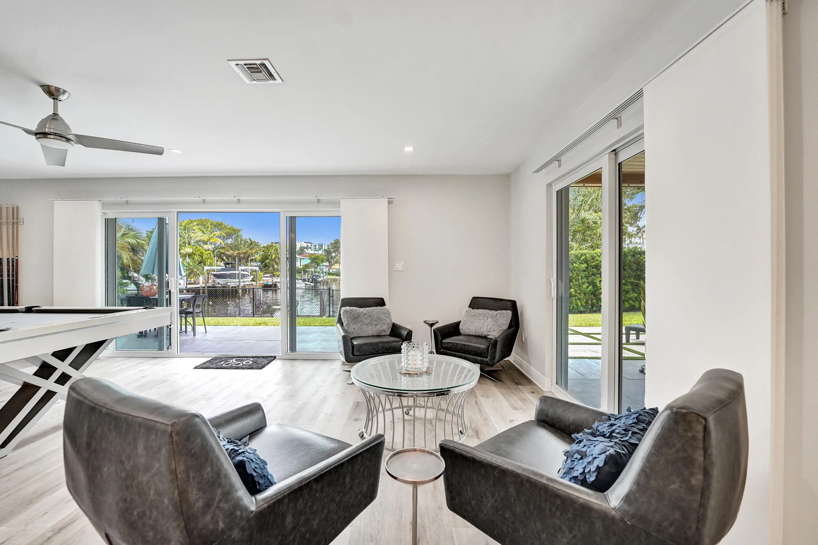 Sitting area in family room