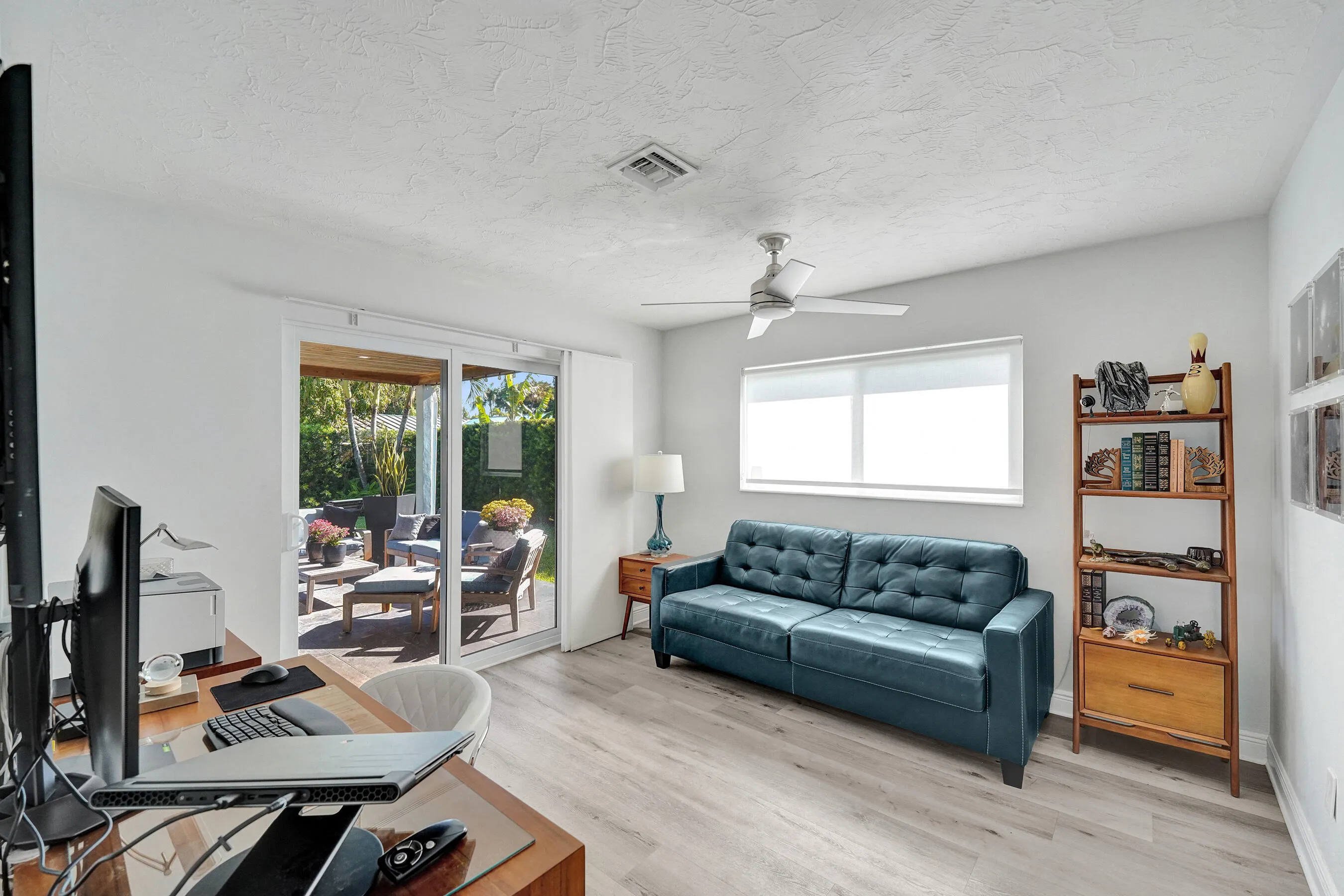 Guest bedroom
