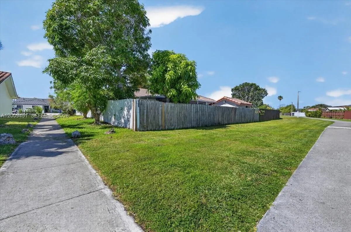 Property photo 42