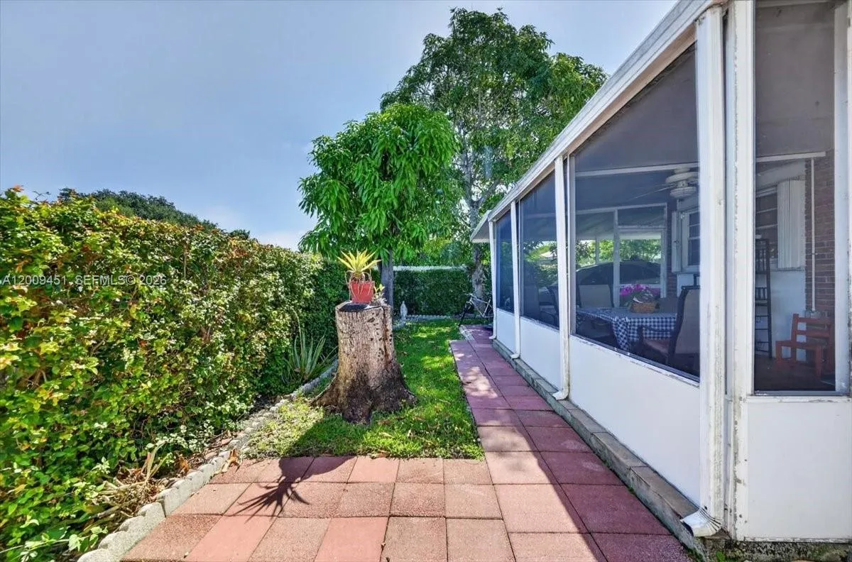 Property photo 28