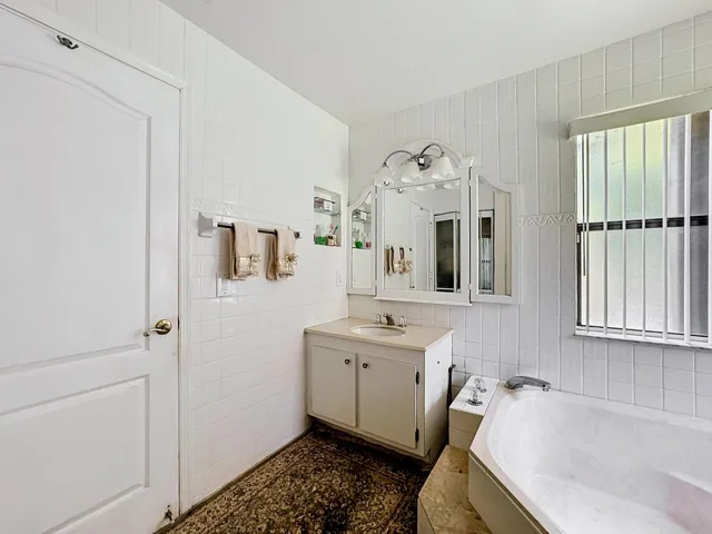 12821 86th Road N-52