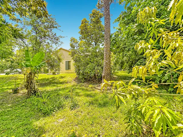 12821 86th Road N-72
