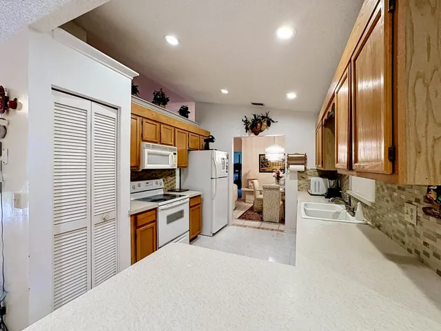 12821 86th Road N-38